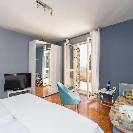 Apartmán Begovica - Two Bedroom With Terrace And Sea View *