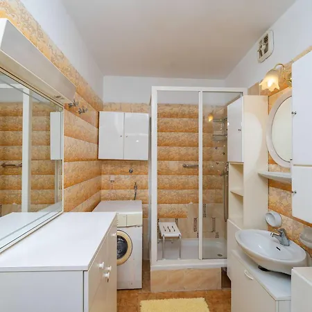 Apartmán Begovica - Two Bedroom With Terrace And Sea View